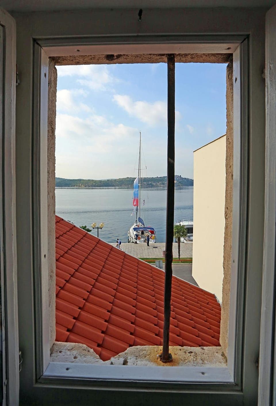 Off site, Day, Other, Decorative detail, On site, City view, Sea view, Street view, Location