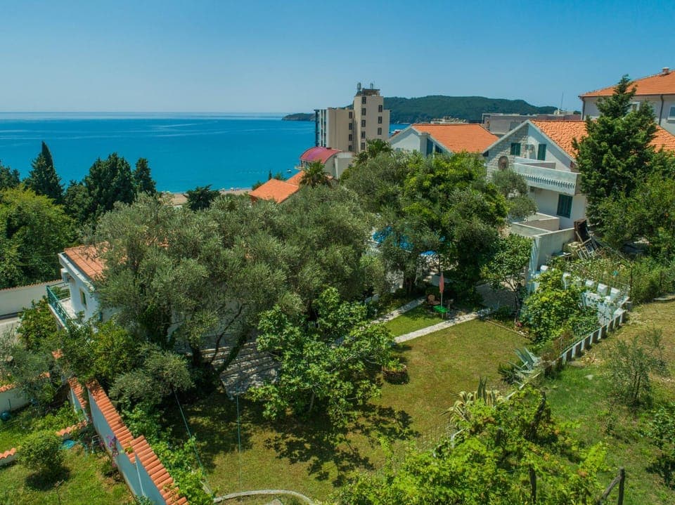 Neighbourhood, Bird's eye view, Garden view, Sea view