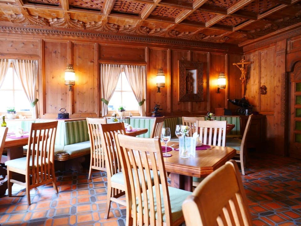 Restaurant/places to eat