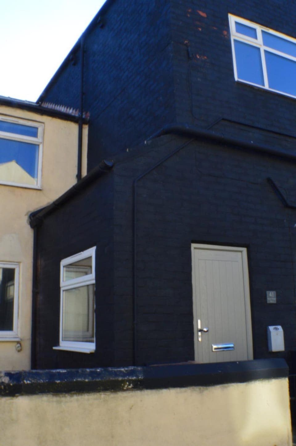 Property building, Facade/entrance