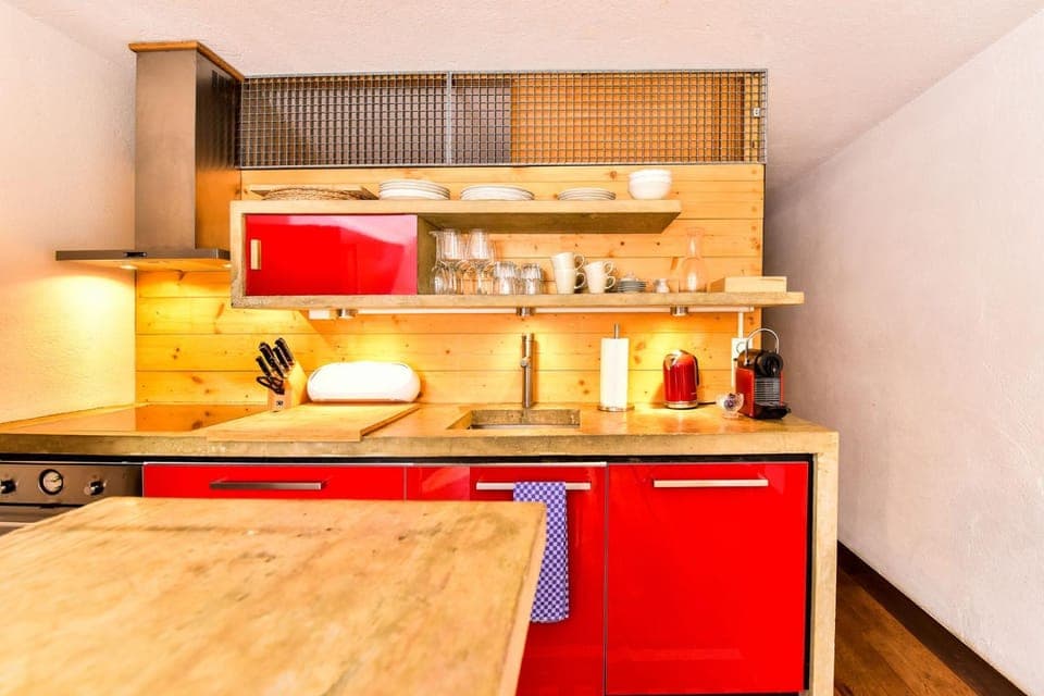 Coffee/tea facilities, Kitchen or kitchenette, pet friendly