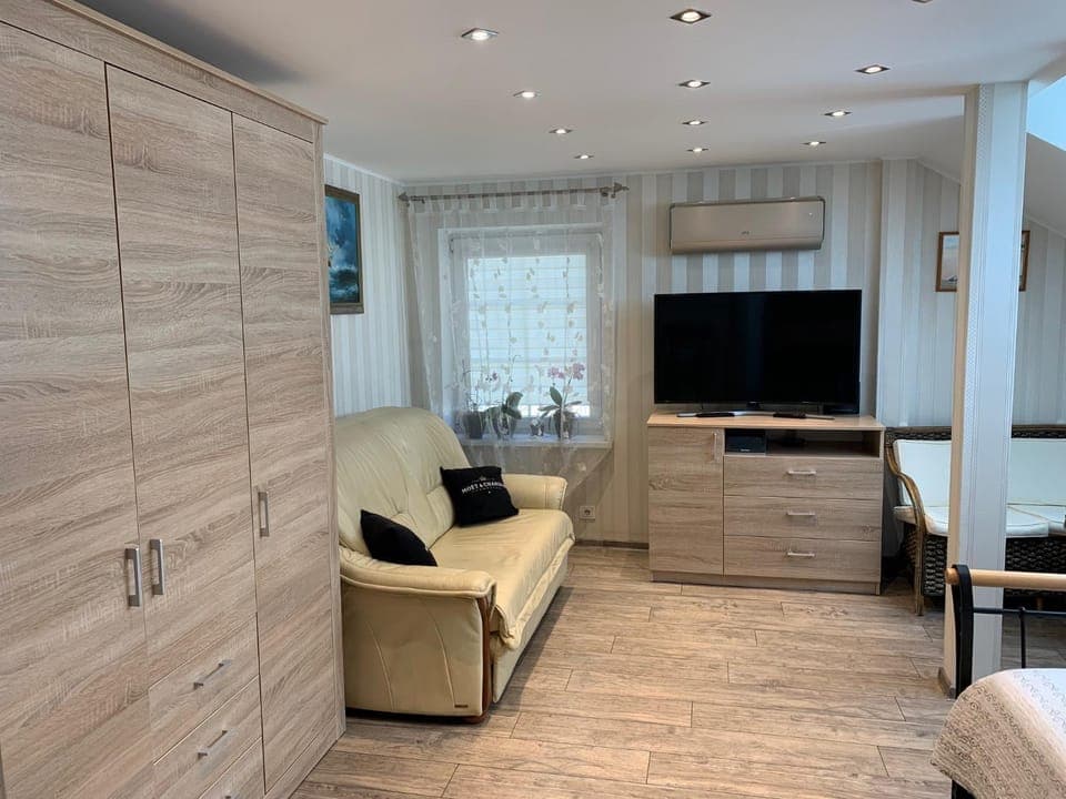 TV and multimedia, Seating area