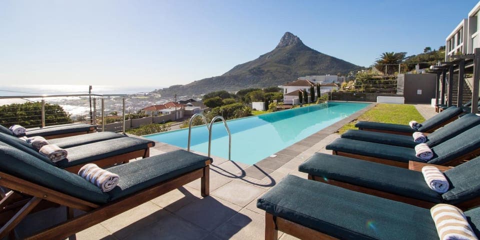 Mountain view, Sea view, Swimming pool