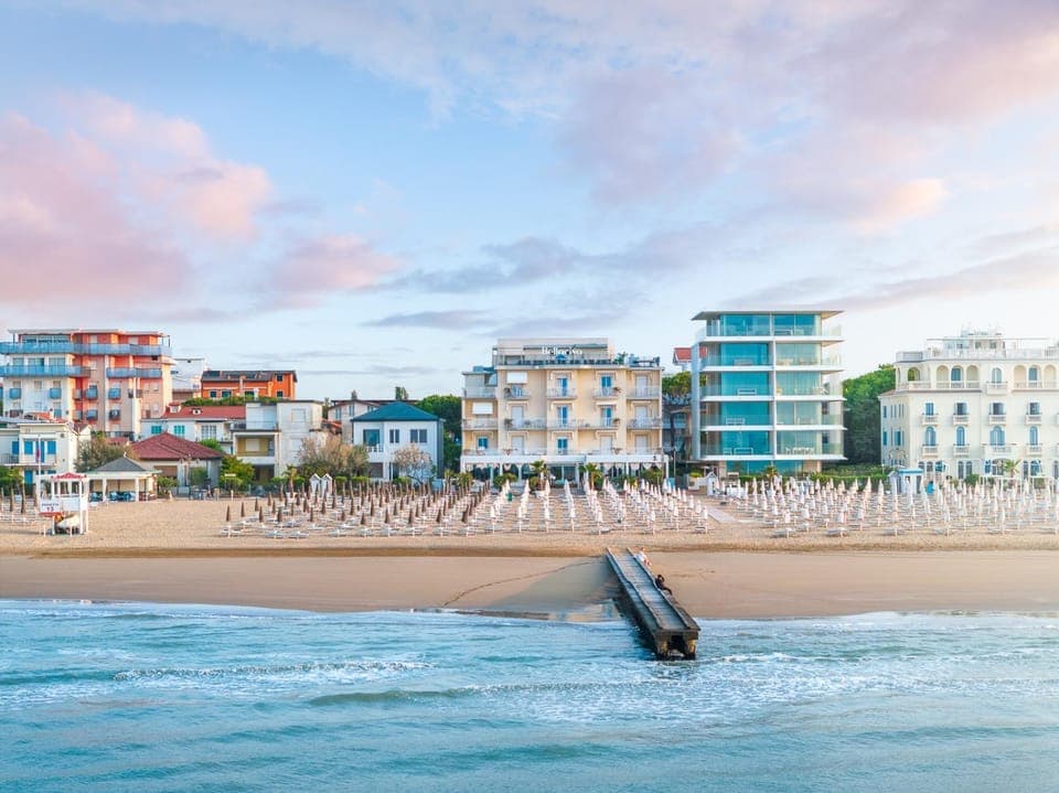 Bird's eye view, Beach