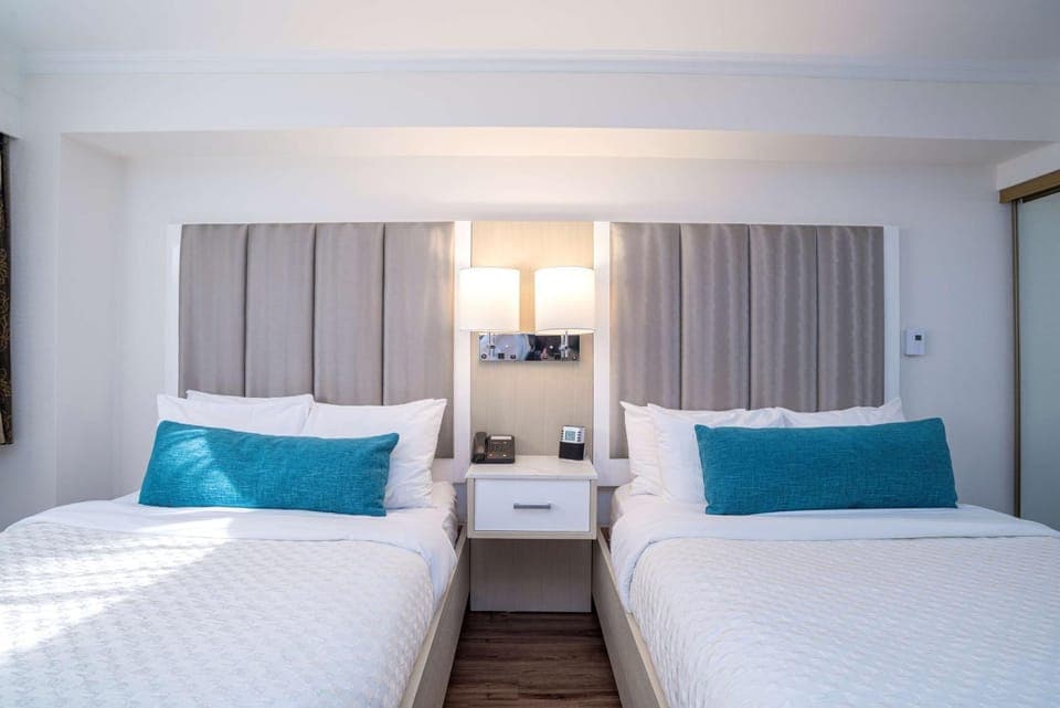 Photo of the whole room, On site