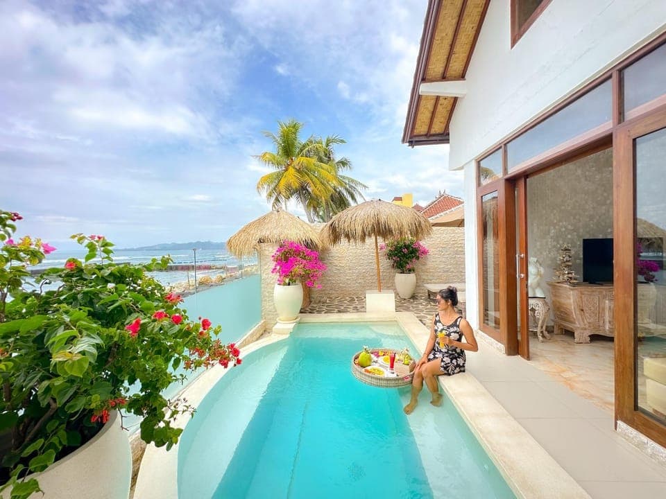 Property building, Patio, Sea view, Swimming pool, Breakfast