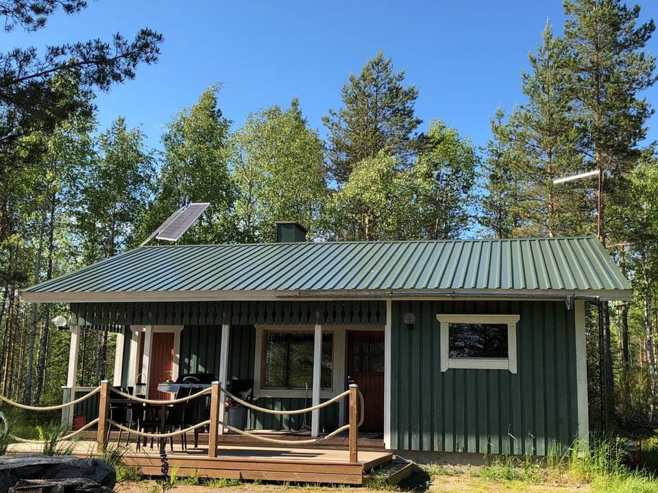 Facade/entrance, Parking