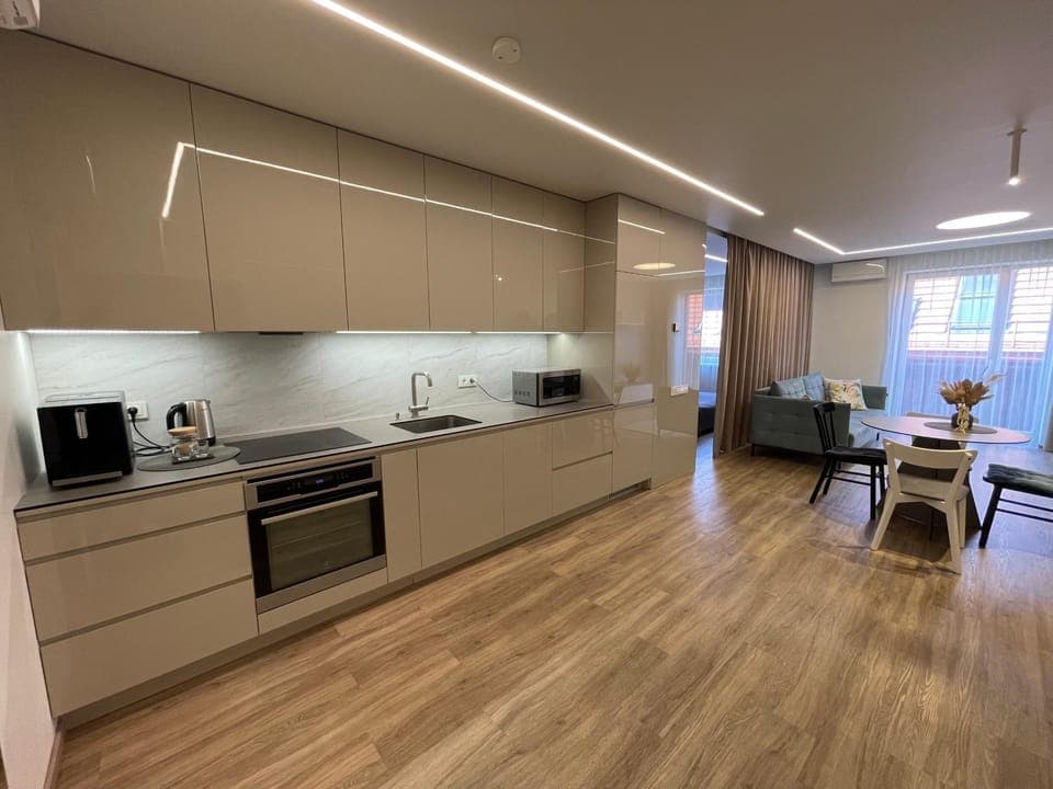 Coffee/tea facilities, Kitchen or kitchenette, dishwasher, oven, stove