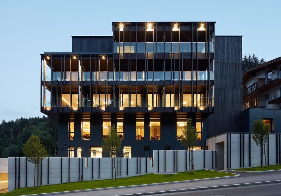 Property building, Facade/entrance, Summer