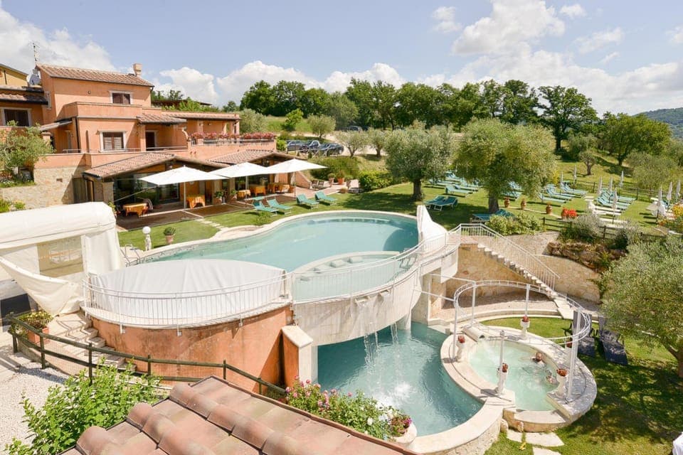 Property building, Pool view, Swimming pool, Swimming pool