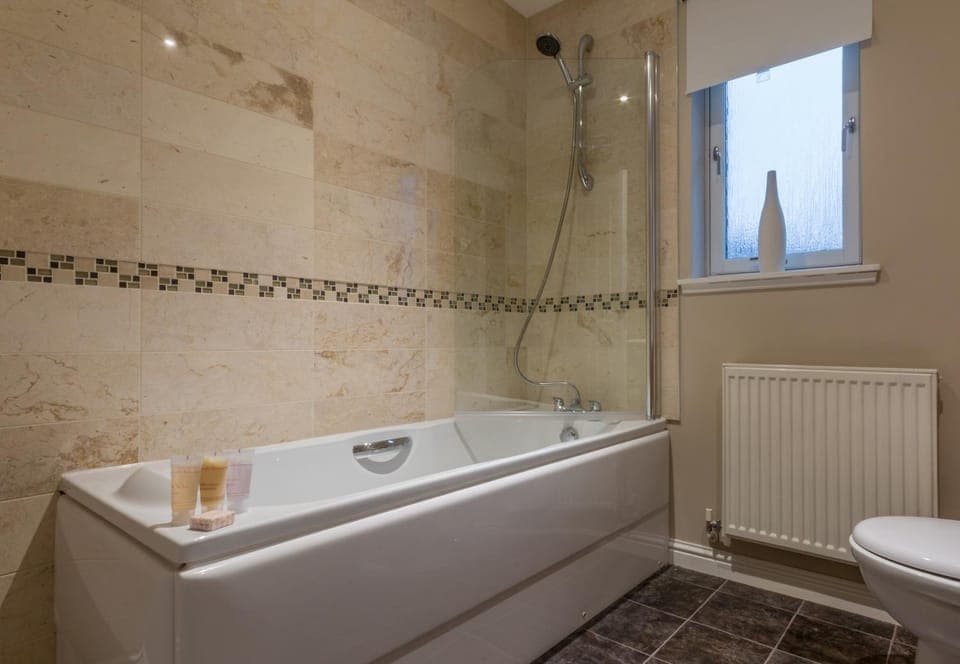 Bathroom, Photo of the whole room