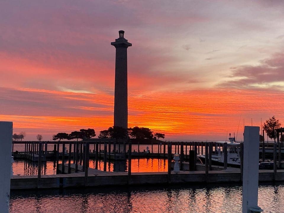 Put-In-Bay Waterfront Condo #108 House in South Bass Island