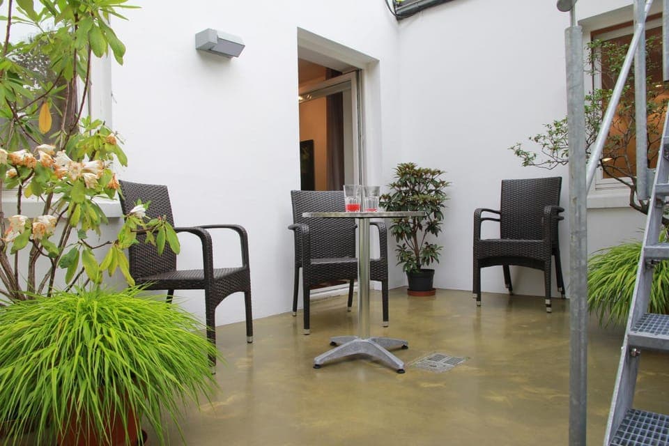 Inner courtyard view