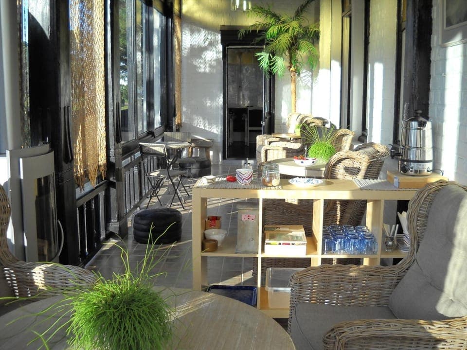 Winter, Lounge or bar