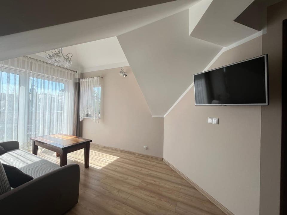 TV and multimedia, Living room, Photo of the whole room, Seating area