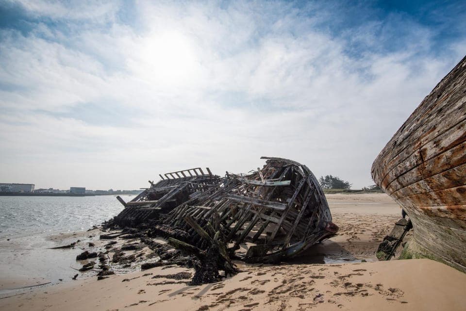 Nearby landmark, Natural landscape, Beach