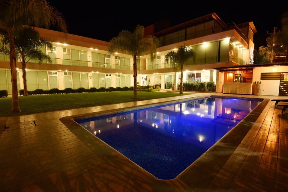 Property building, Swimming pool