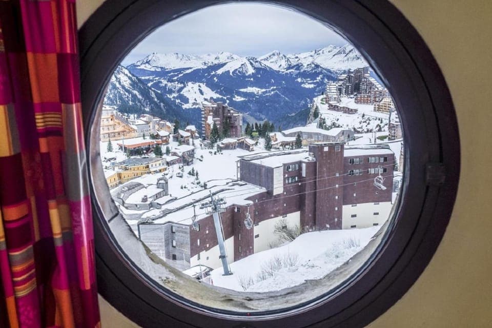 City view, Mountain view