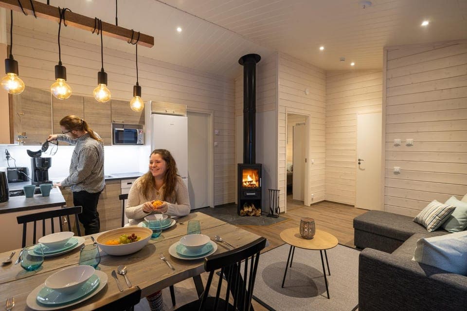 People, Kitchen or kitchenette, Living room, Photo of the whole room, Decorative detail, Dining area