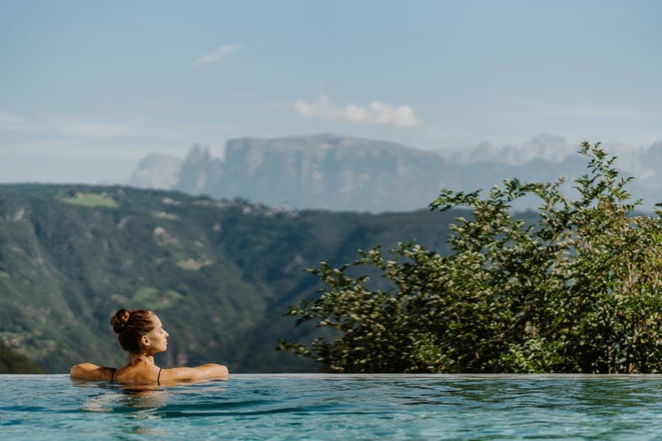 Natural landscape, Pool view, Swimming pool