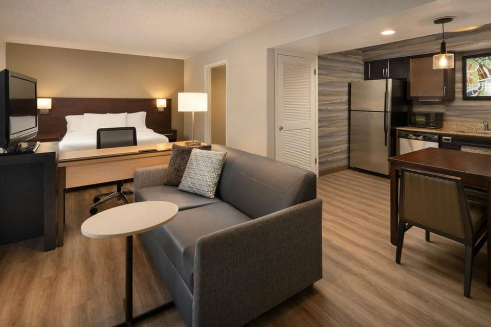 Photo of the whole room