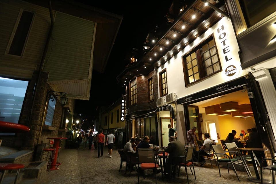 Night, On site, Street view