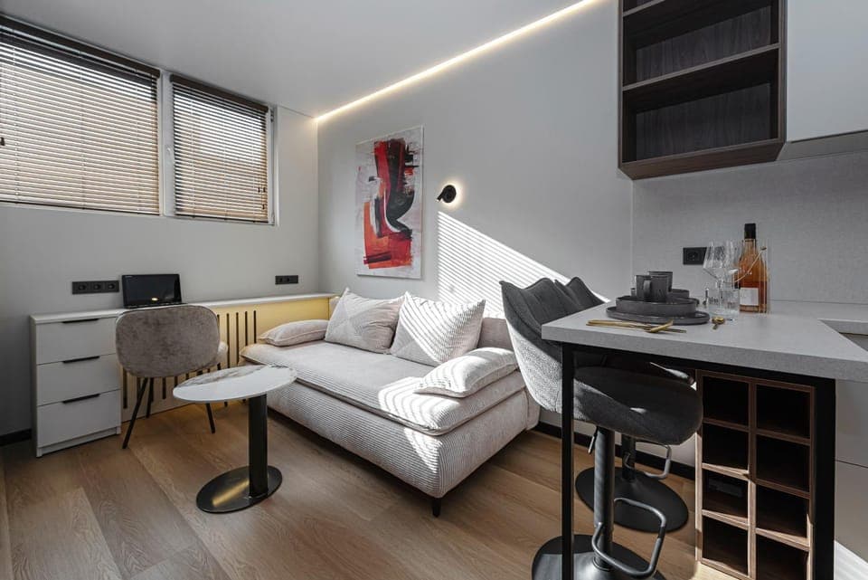 Living room, Dining area