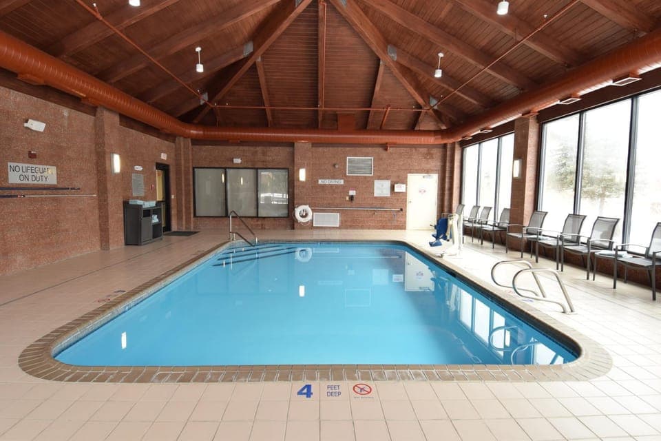Pool view, Swimming pool
