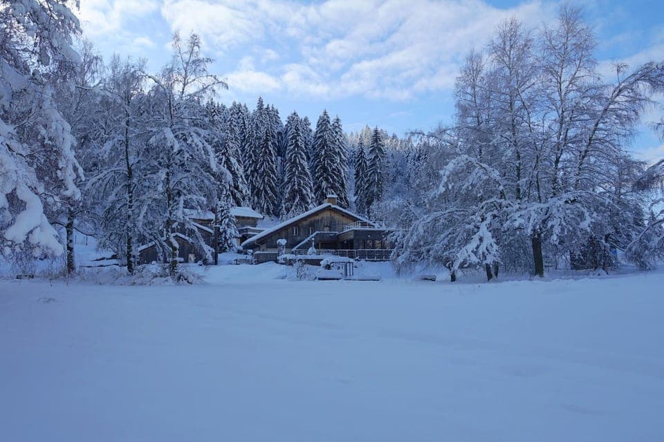 Property building, Winter