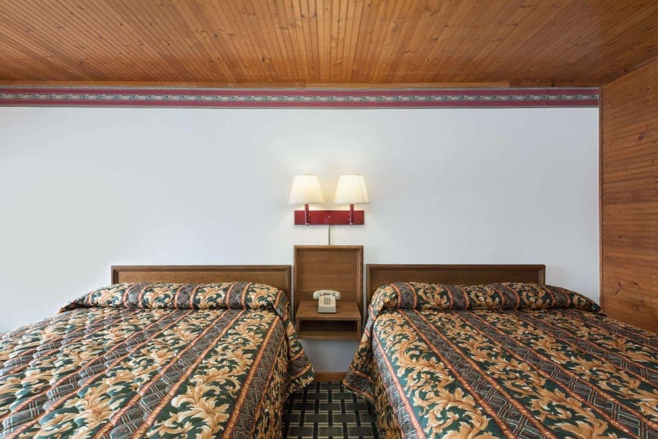 Photo of the whole room, On site