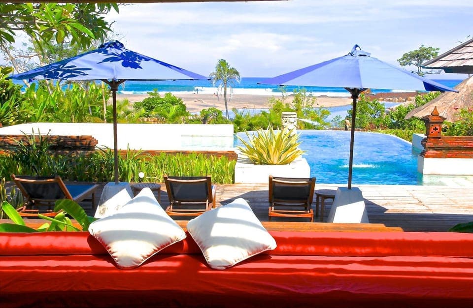 Beach, Swimming pool