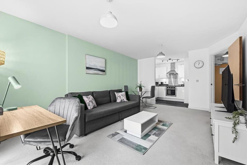 TV and multimedia, Living room, Business facilities, Dining area