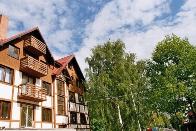 Property building, Day