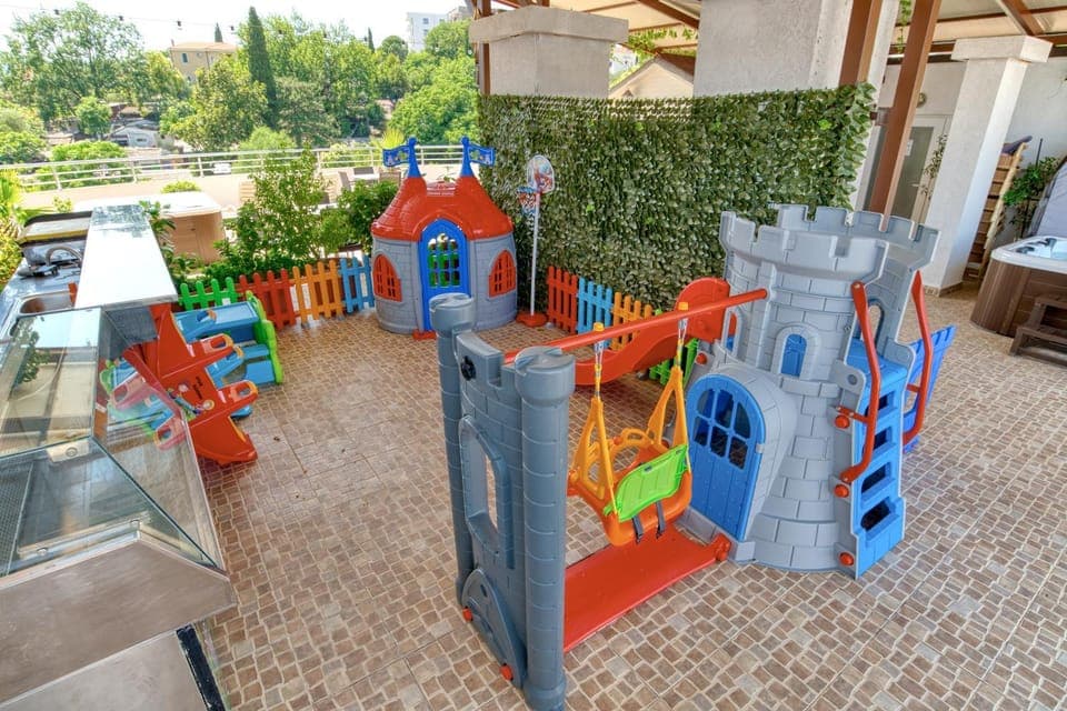 Children play ground, Balcony/Terrace