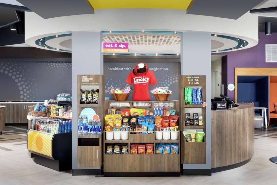 Restaurant/places to eat, Restaurant/places to eat