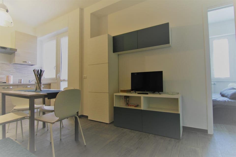 Kitchen or kitchenette, Living room