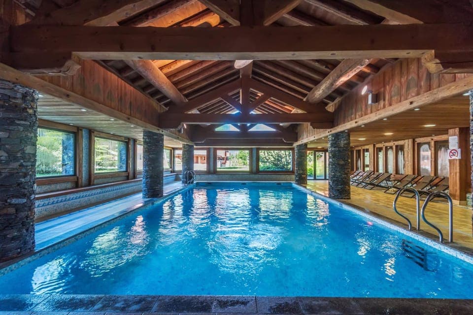 Pool view, Swimming pool, Swimming pool