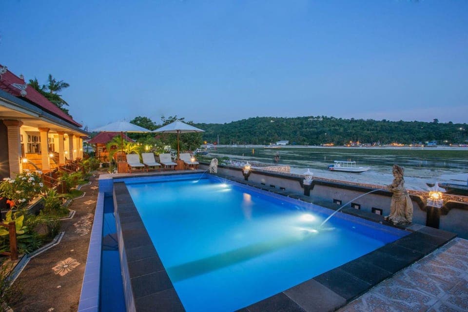 Pool view, Swimming pool