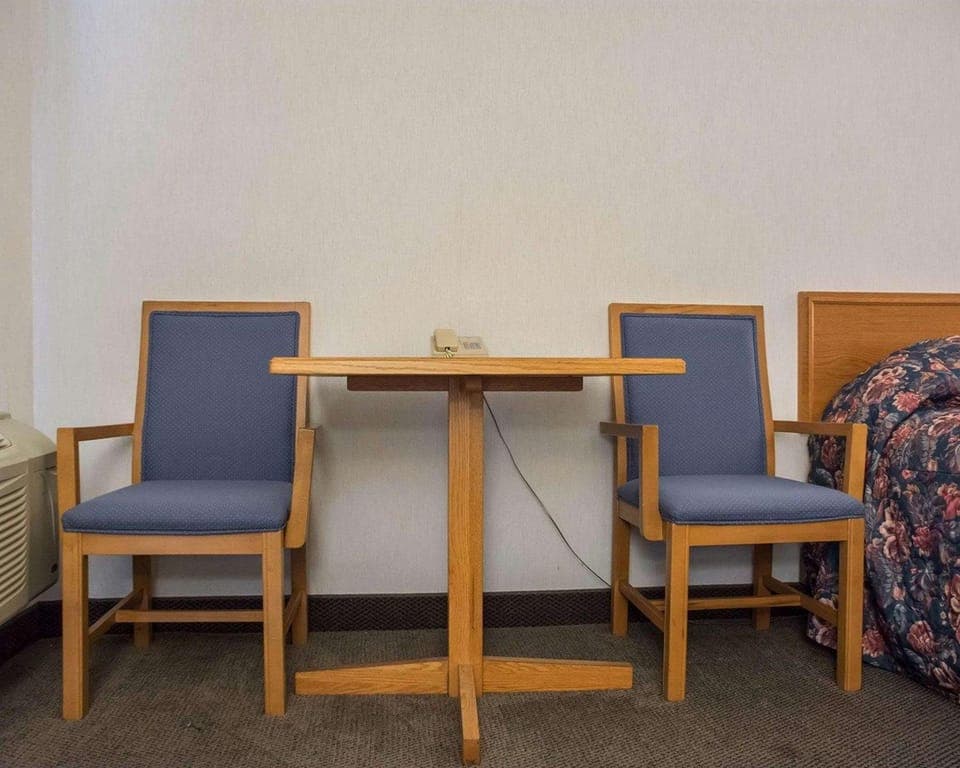 Photo of the whole room, On site