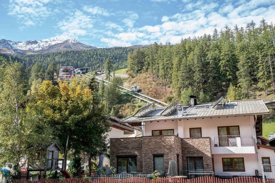 Property building, Staff, Natural landscape, Skiing, Table tennis, View (from property/room), Other, Hiking, Cycling, Guests, Mountain view, Time of day, Location