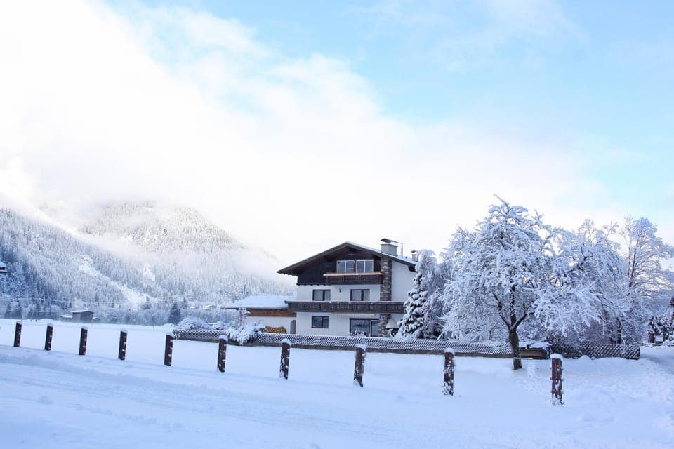 Property building, Winter