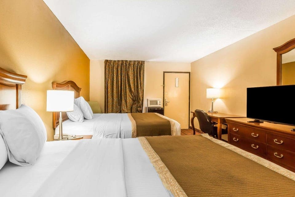 Photo of the whole room, On site