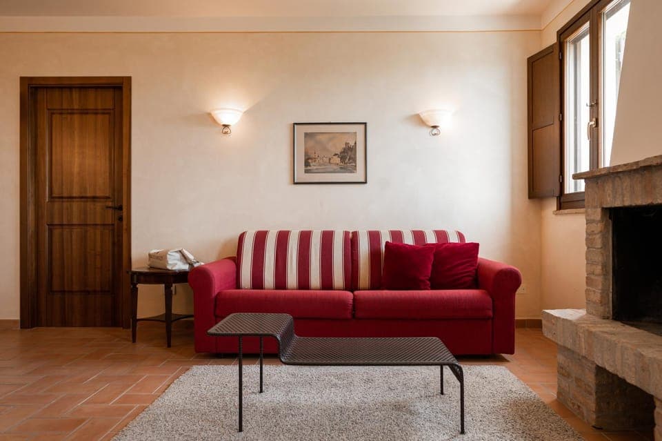 Living room, Seating area