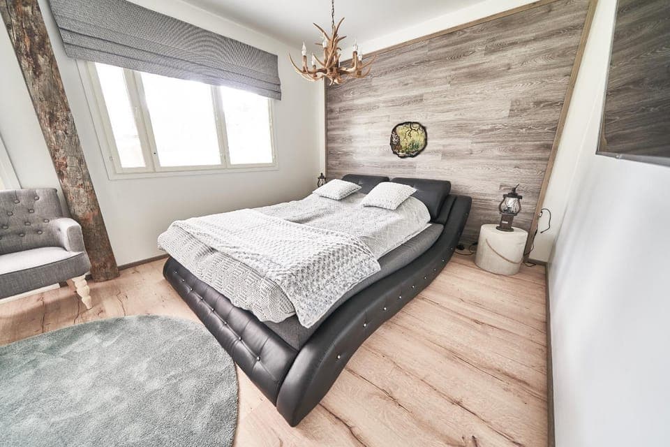 Living room, Bedroom