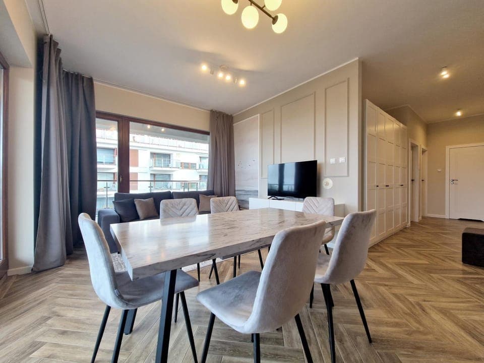 TV and multimedia, Living room, Dining area, wardrobe