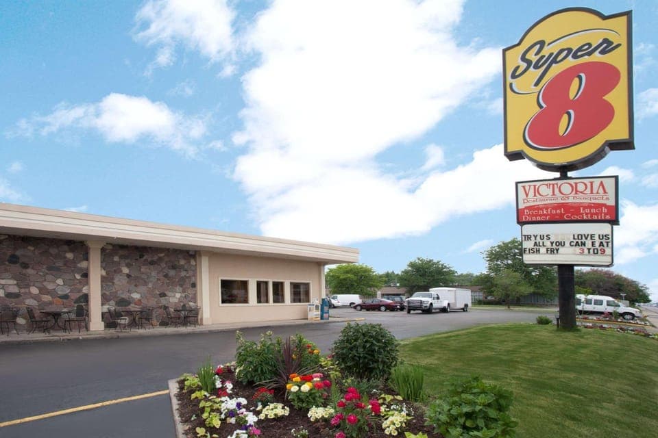 Property building, On site