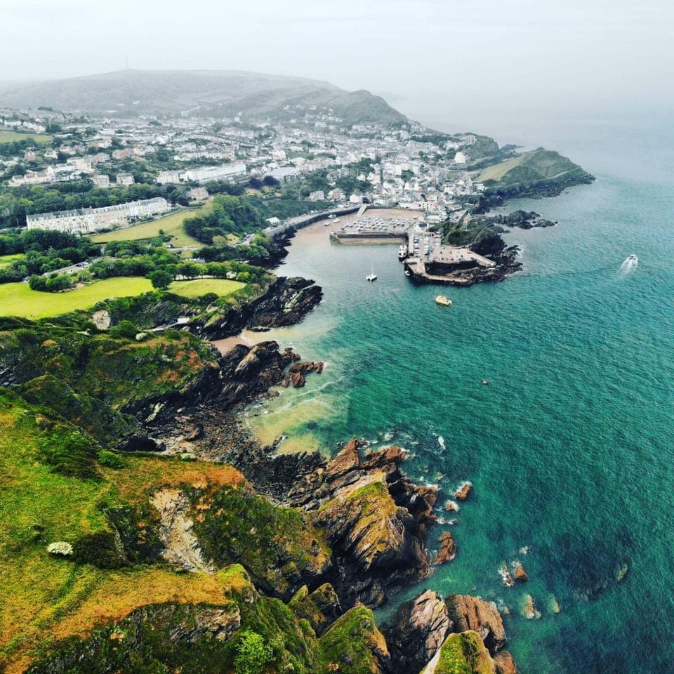 Nearby landmark, Natural landscape, Mountain view, Sea view
