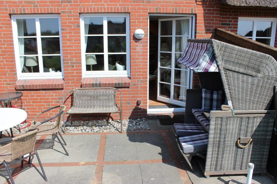 Property building, Balcony/Terrace