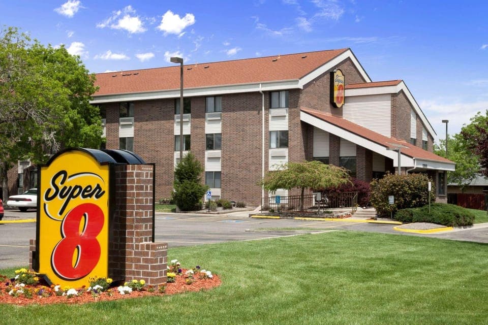 Property building, On site