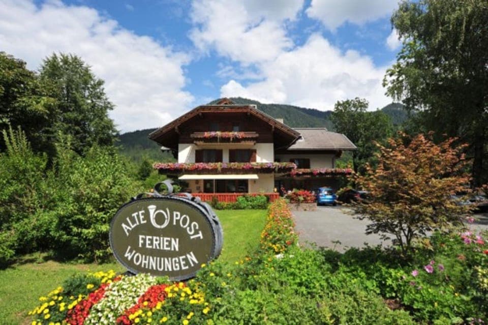 Facade/entrance, Property logo or sign, Parking